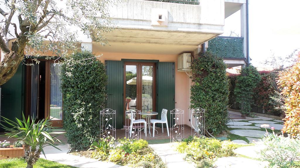 B&B Garda 4U Desenzano del Garda Luaran gambar