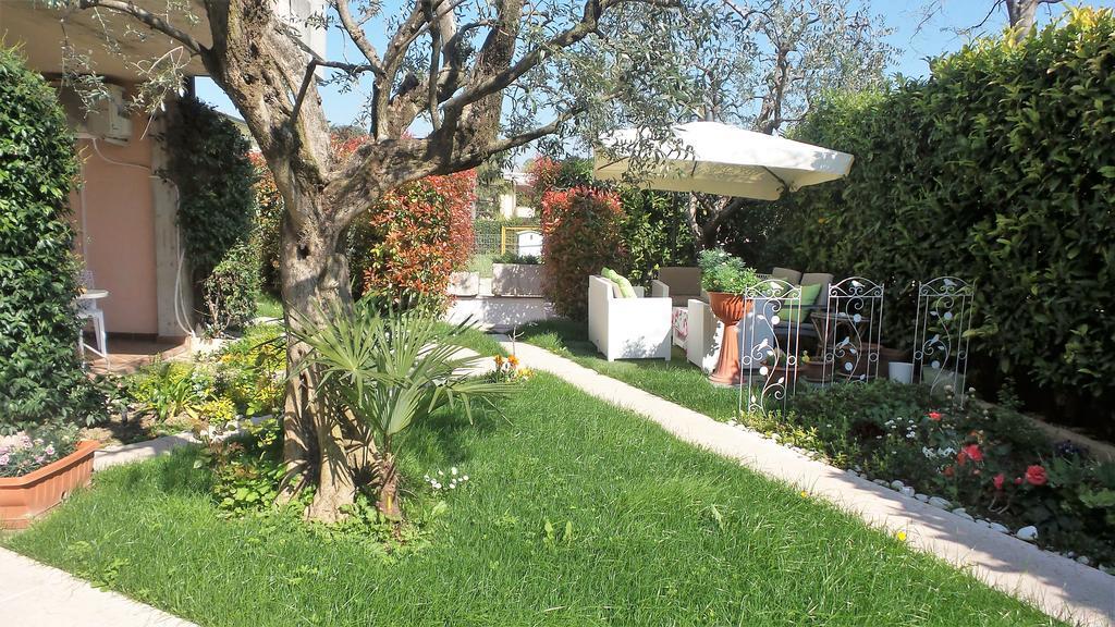 B&B Garda 4U Desenzano del Garda Luaran gambar
